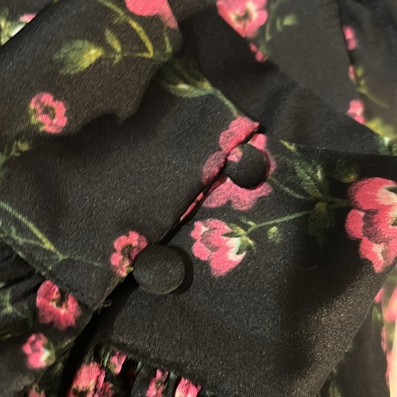 Banana Republic Floral Satin Wrap Top Blouse V-Neck Size M - Picture 8 of 14